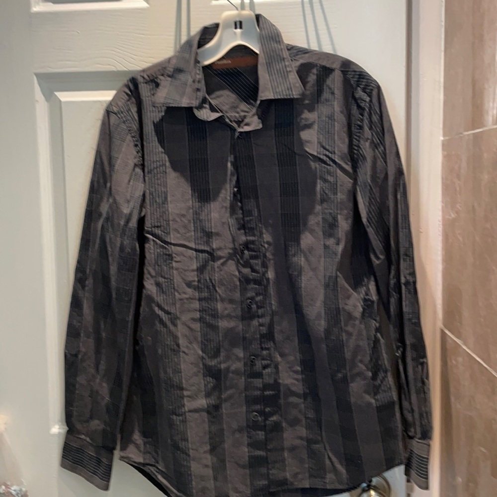 Perry Ellis men’s button down shirt